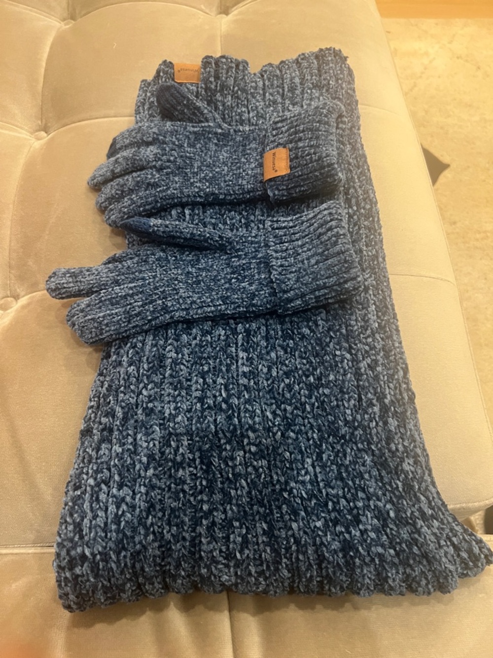 Women's Navy Blue Ribbed Knit Scarf and Glove Set_ New